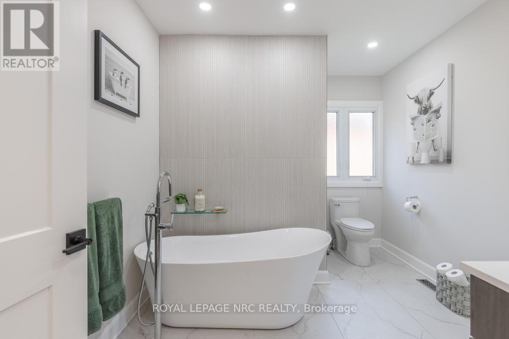 3 GLENAYR PLACE - Image 25