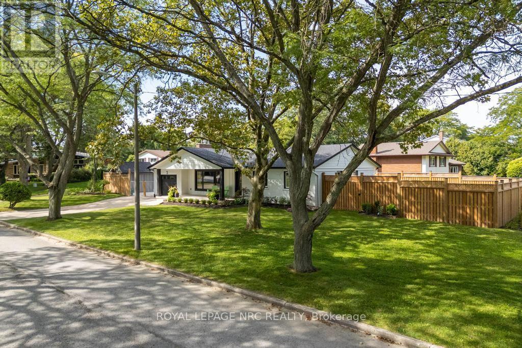 3 GLENAYR PLACE - 35