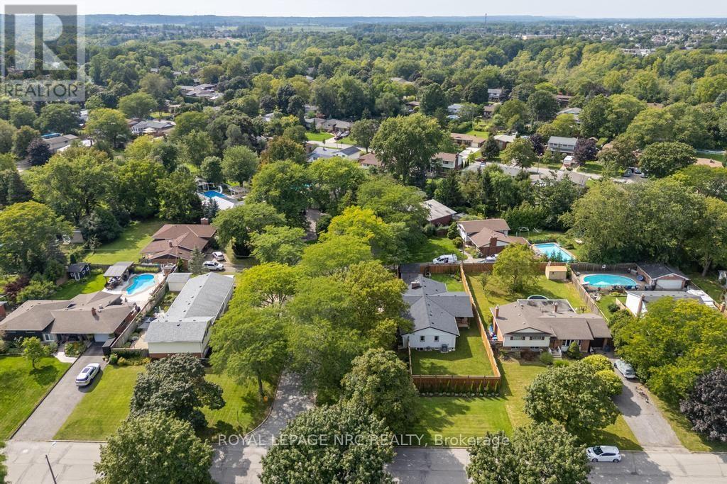 3 GLENAYR PLACE - 45