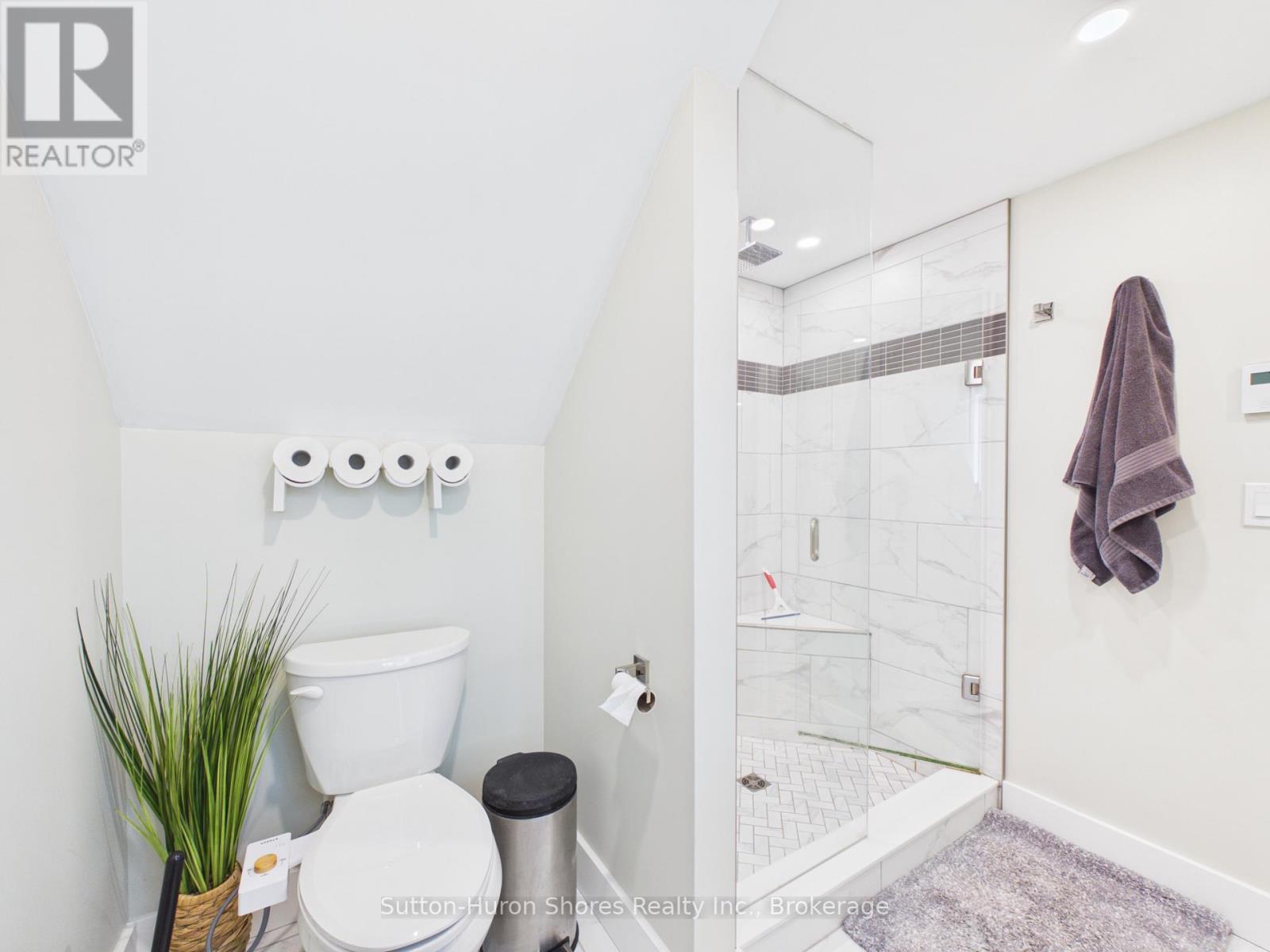 336 LANSDOWNE STREET - Image 21