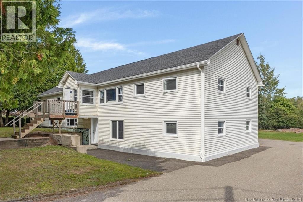 593 Kennebecasis River Road, Hampton — photo 2
