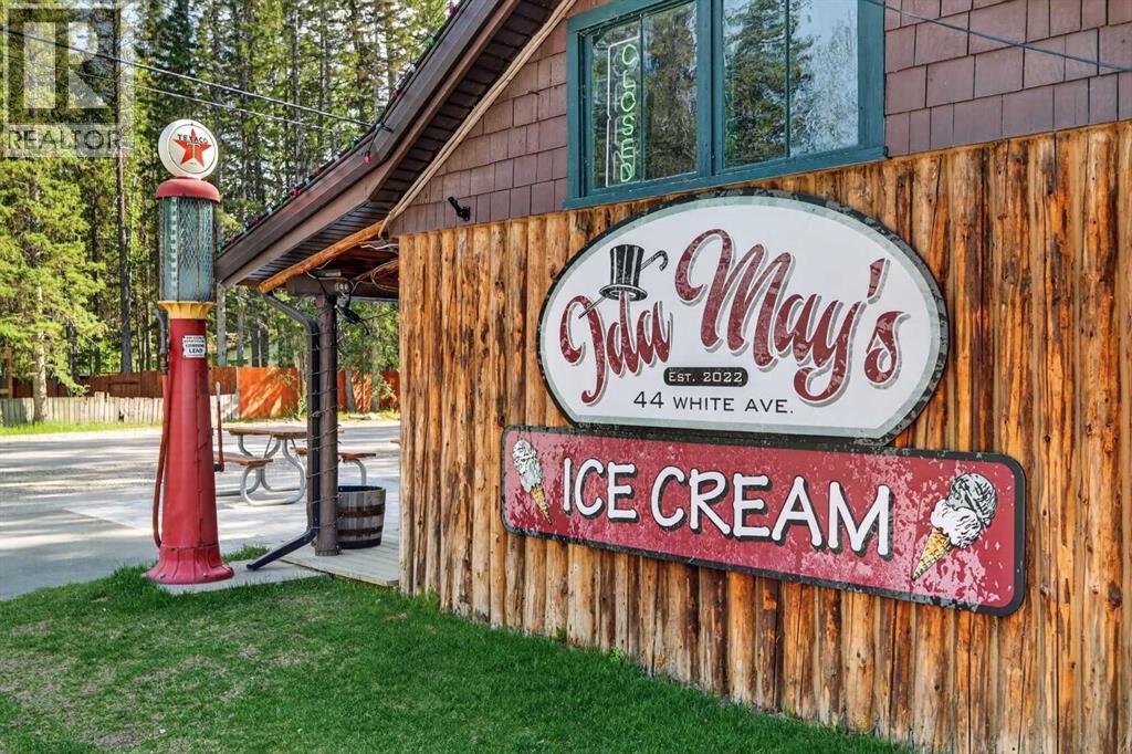 Photo 44