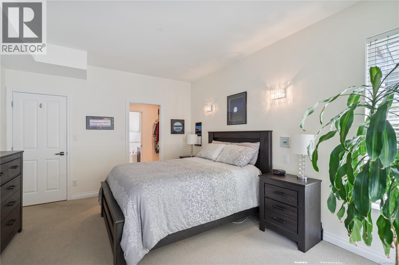 #122 945 Bear Mountain Pkwy - 17