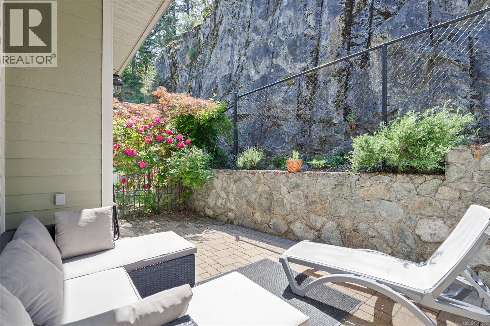 #122 945 Bear Mountain Pkwy - Image 33