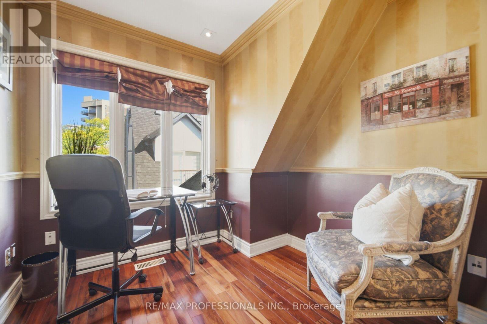 #10 228 ST GEORGE STREET - 29