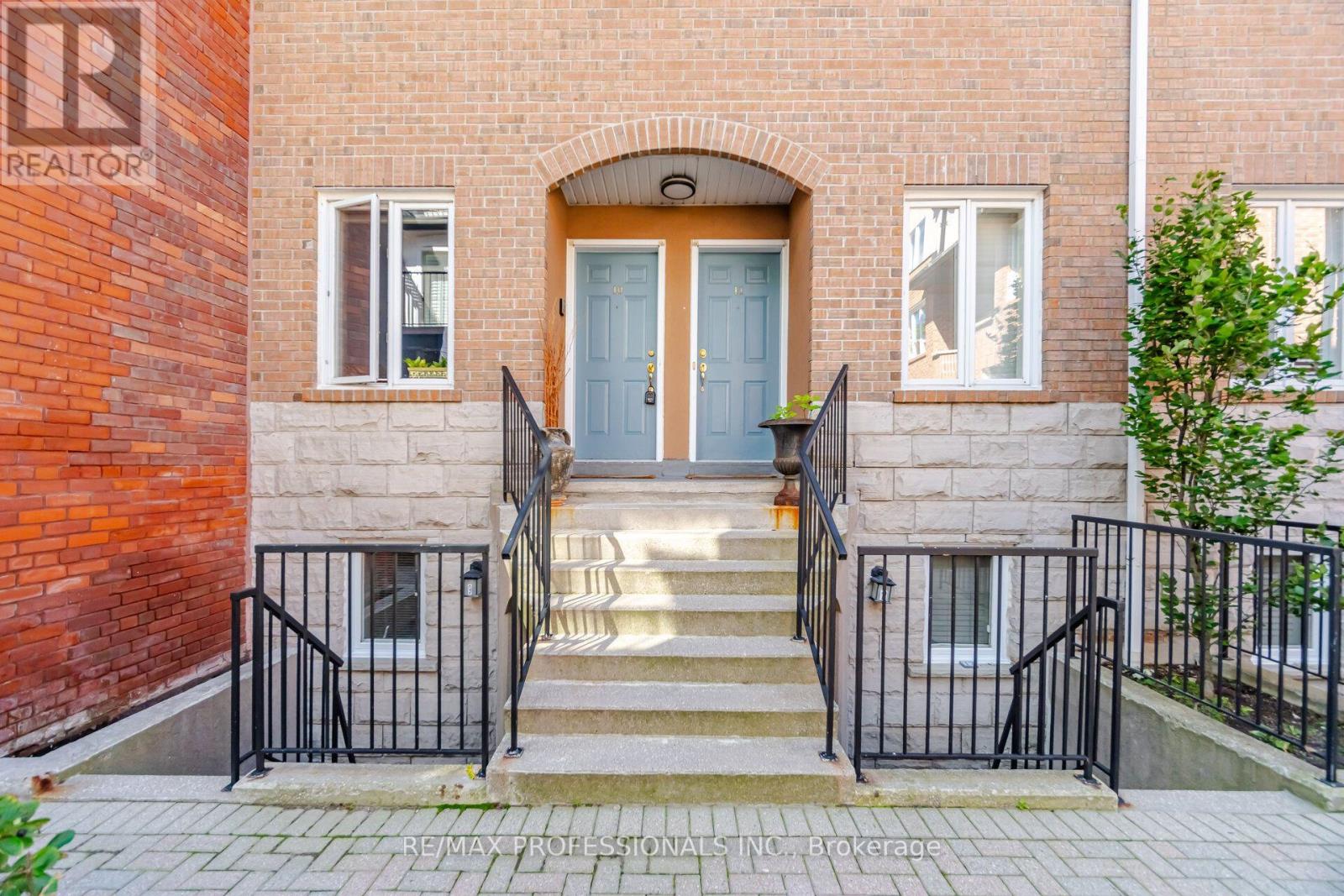 #10 228 ST GEORGE STREET - 3