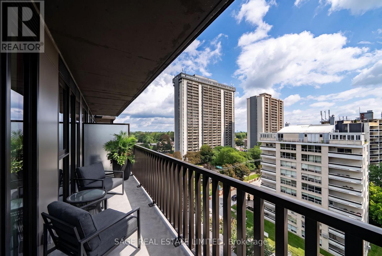 #1007 109 ERSKINE AVENUE - 12