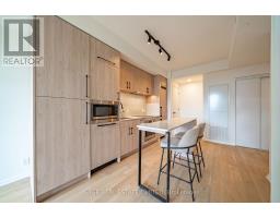 1007 - 109 Erskine Avenue, Toronto, ON M4P1Y5 Photo 6