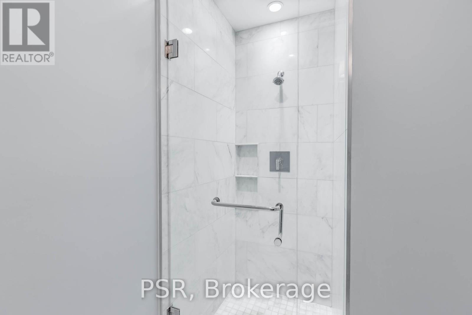 #4406 311 BAY STREET - 20