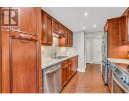 803 - 1331 Bay Street, Toronto, ON M5R2C4 Photo 13