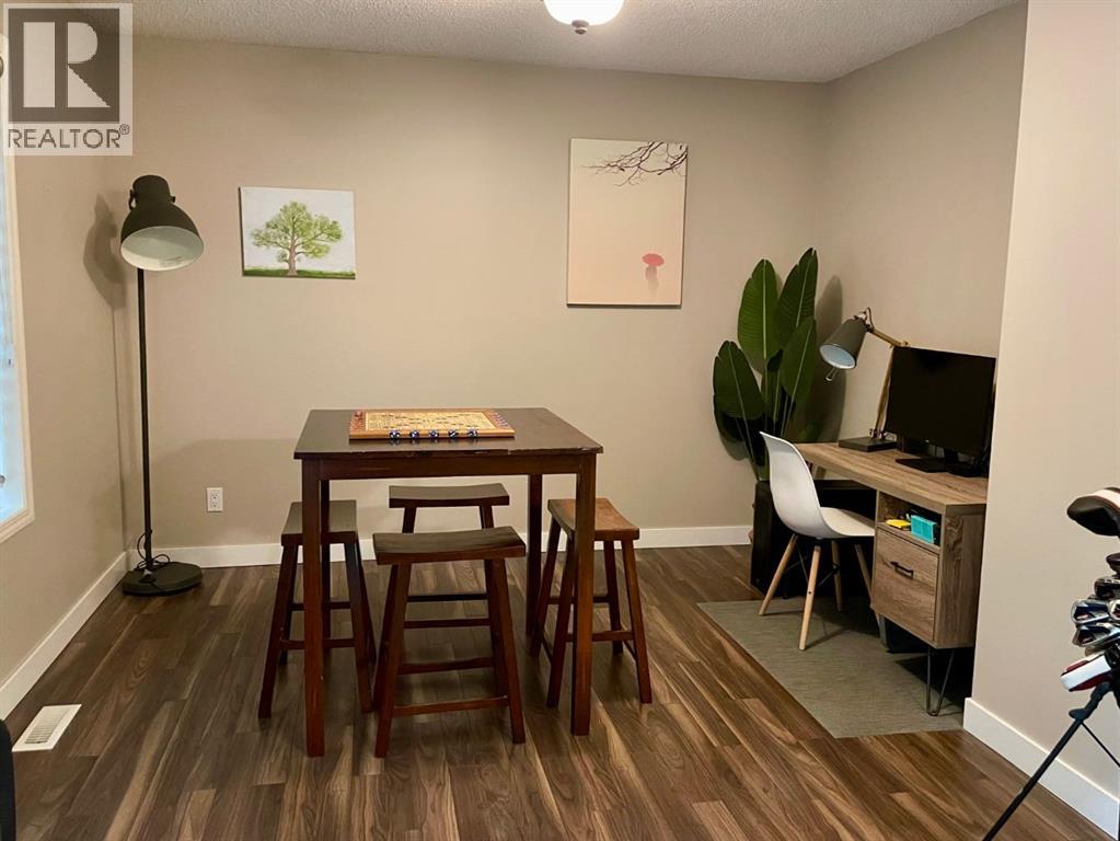 10 Elgin Drive SE - 8