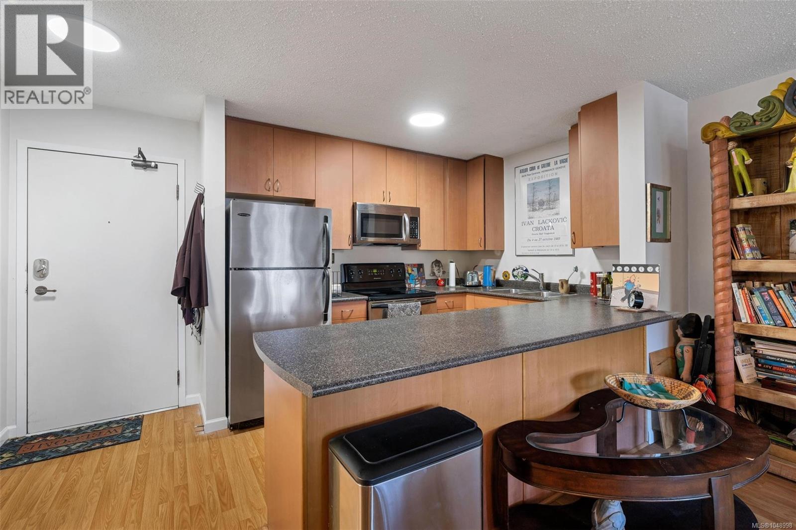 #511 1745 Leighton Rd - 10