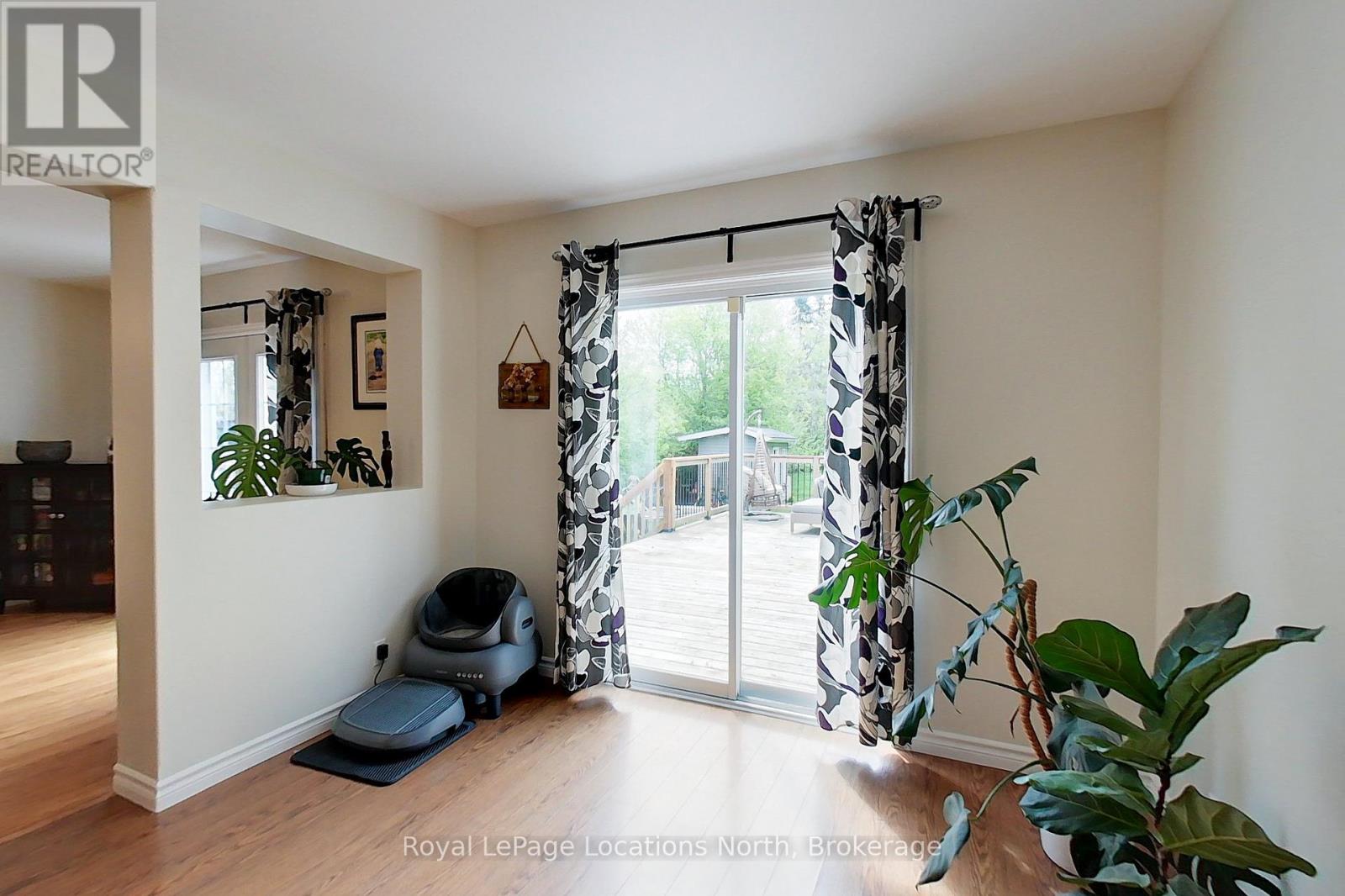 165 MARGARET STREET - 13