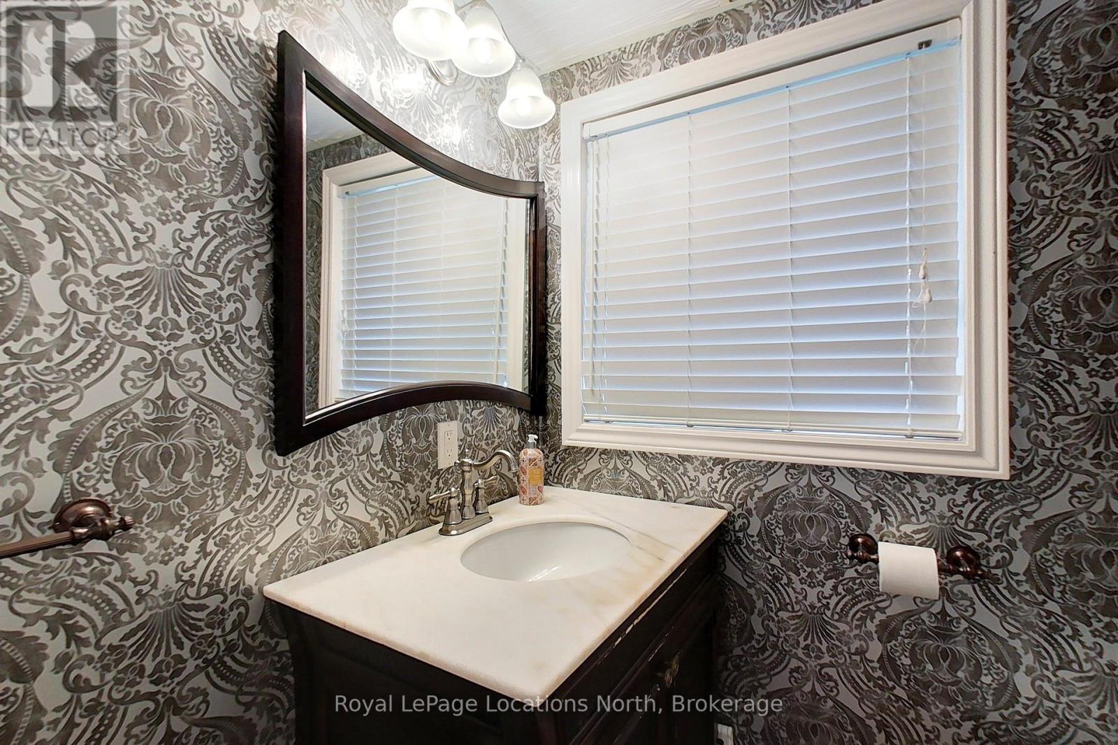 165 MARGARET STREET - 15