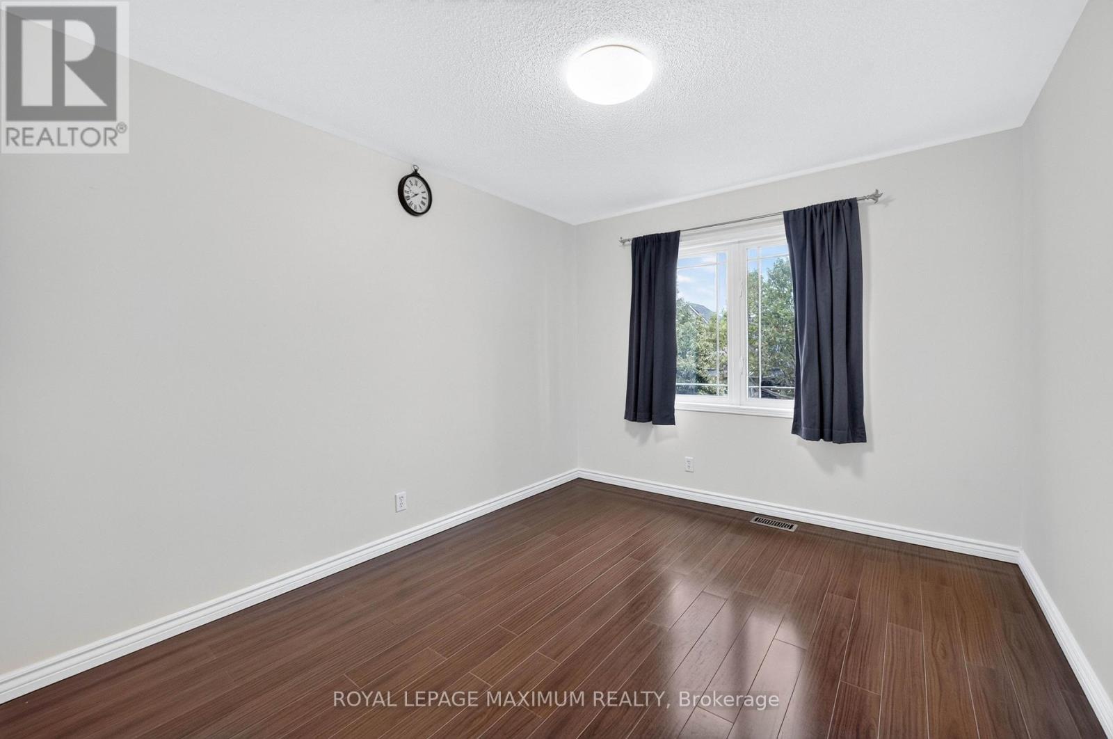 35 MARSHVIEW AVENUE - Image 27