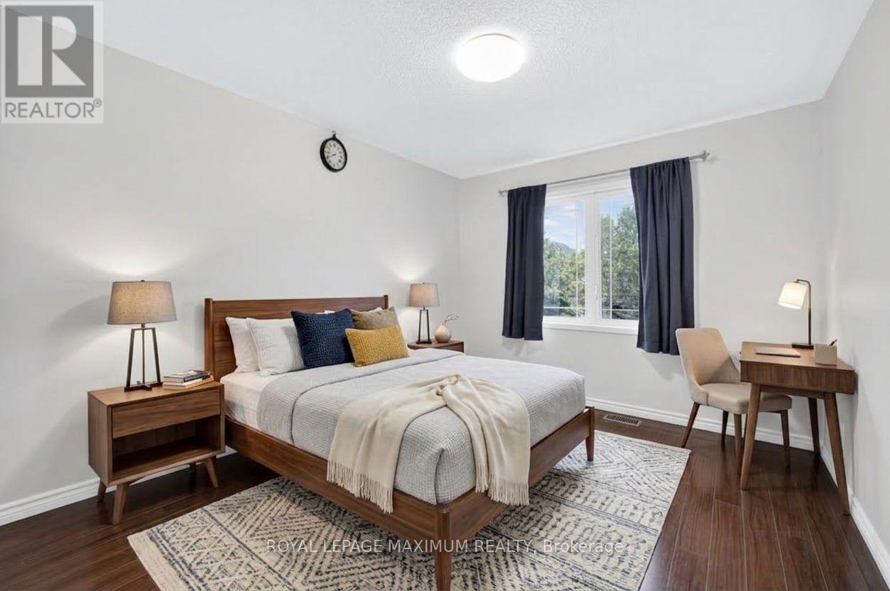 35 MARSHVIEW AVENUE - Image 28