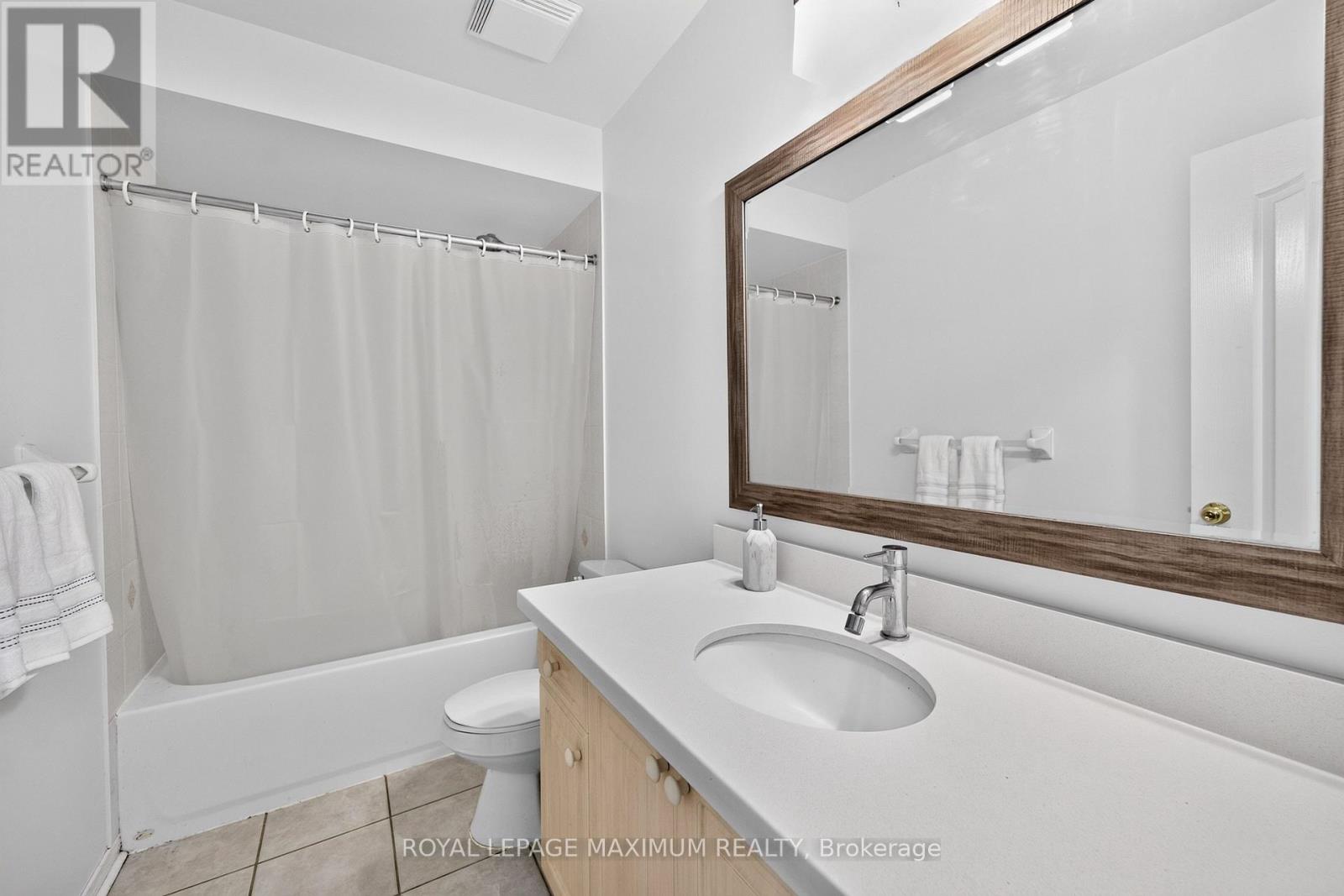 35 MARSHVIEW AVENUE - Image 31