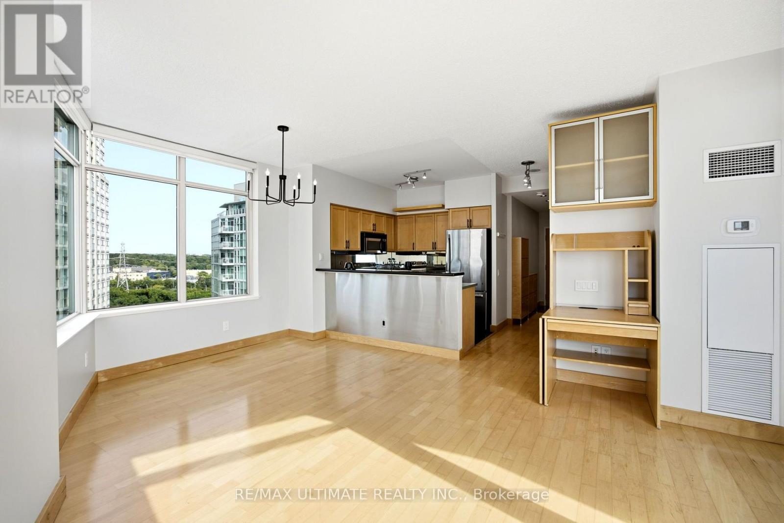 #1113 5 MARINE PARADE DRIVE - 14