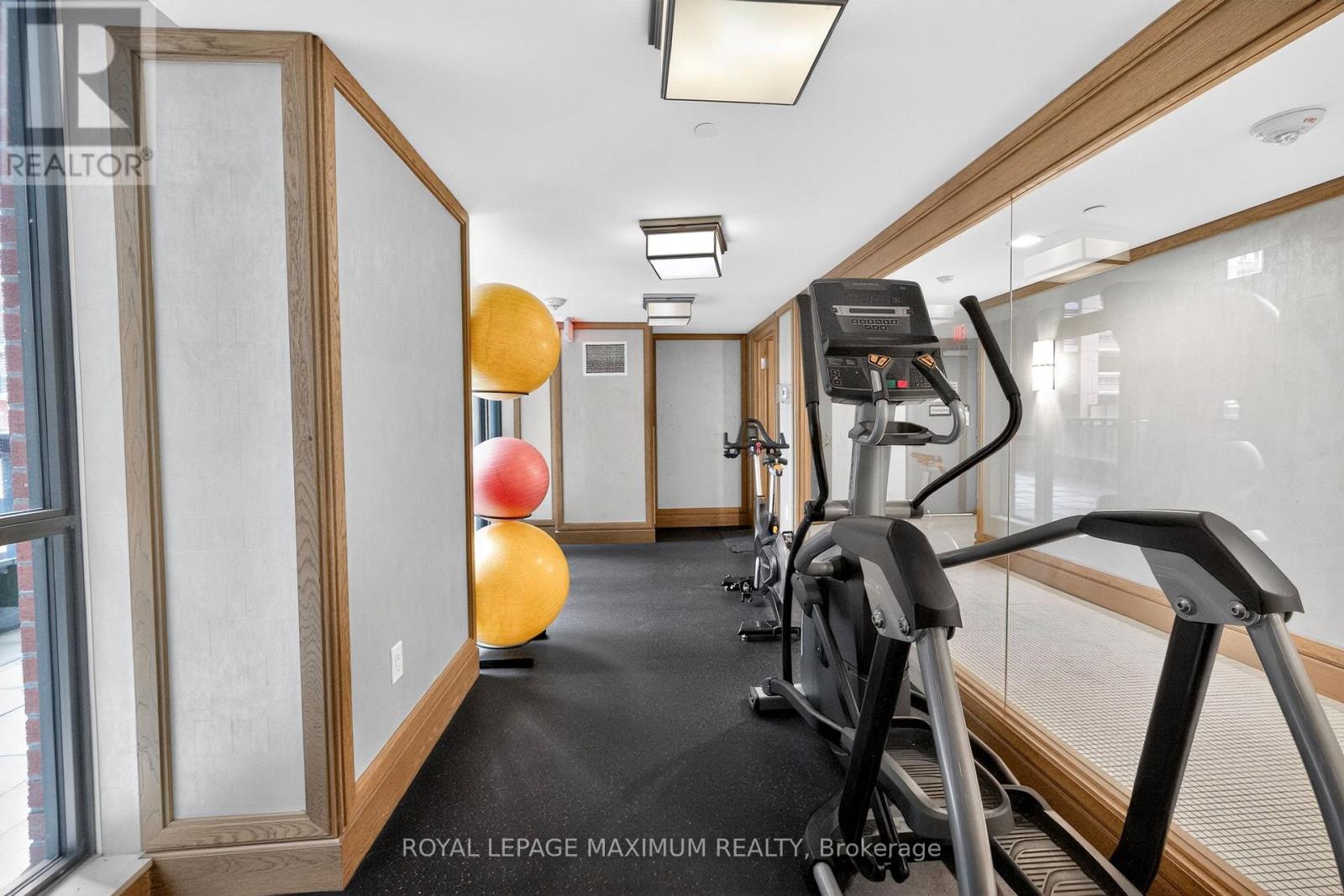 #1510 830 LAWRENCE AVENUE W - Image 37
