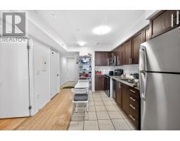 1510 - 830 Lawrence Avenue W, Toronto, ON M6A0B6 Photo 19