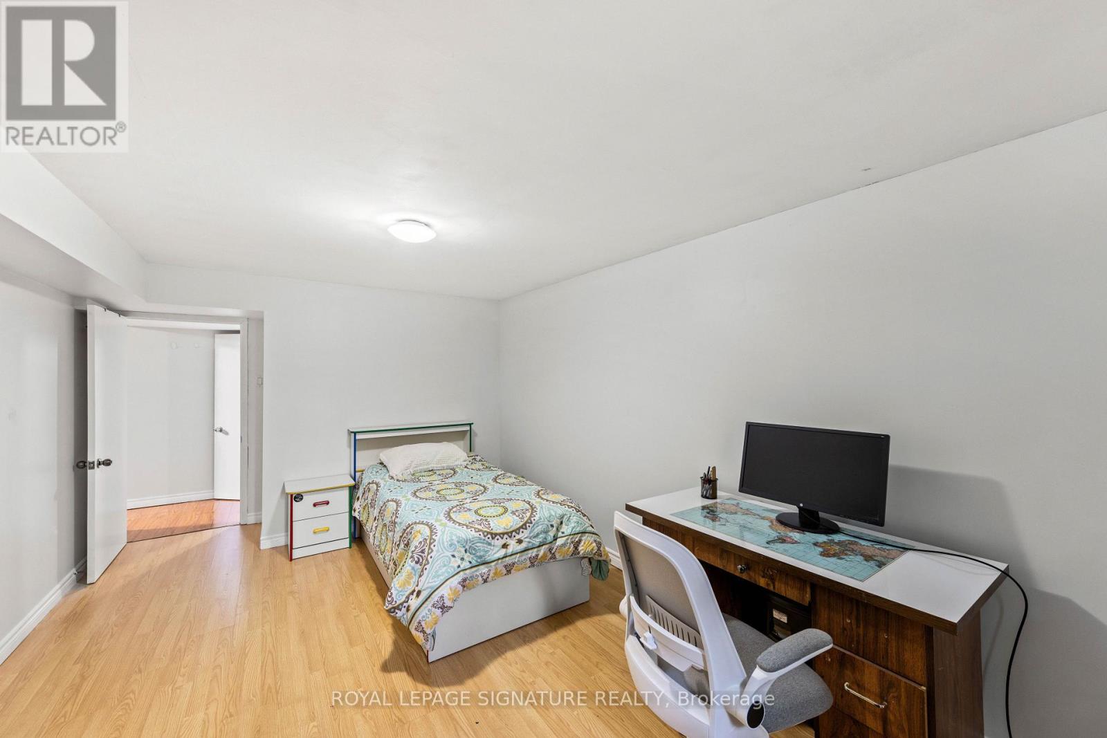 112 KINGSWOOD DRIVE - 27