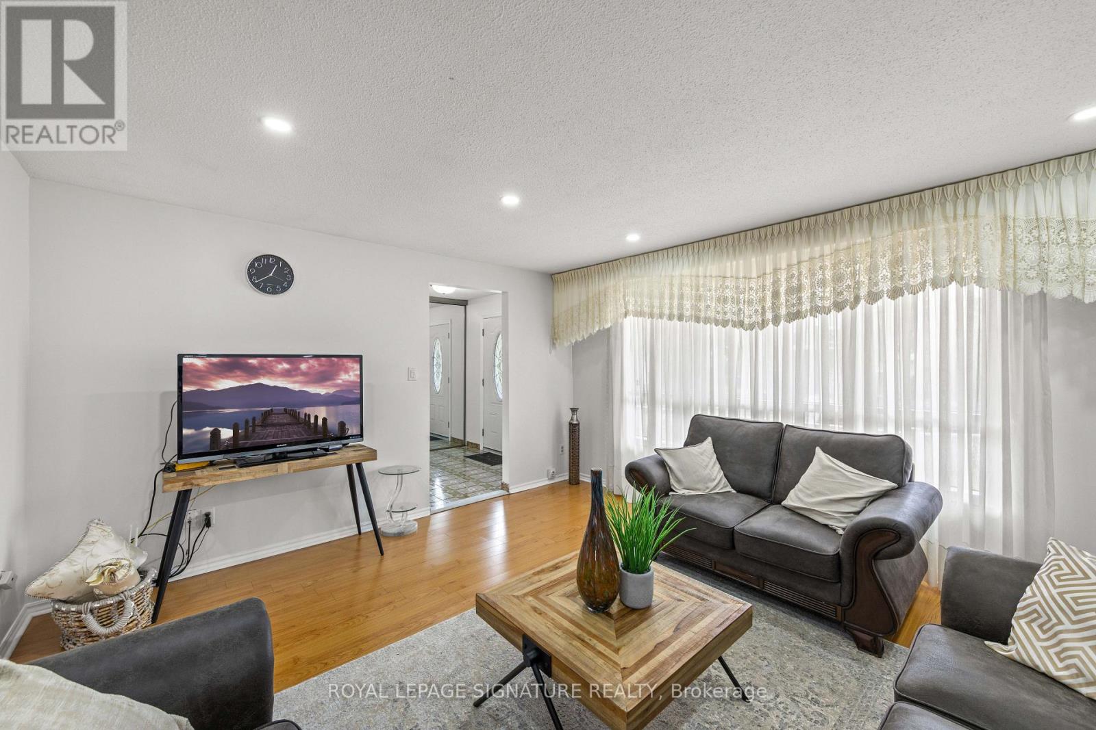112 KINGSWOOD DRIVE - 8