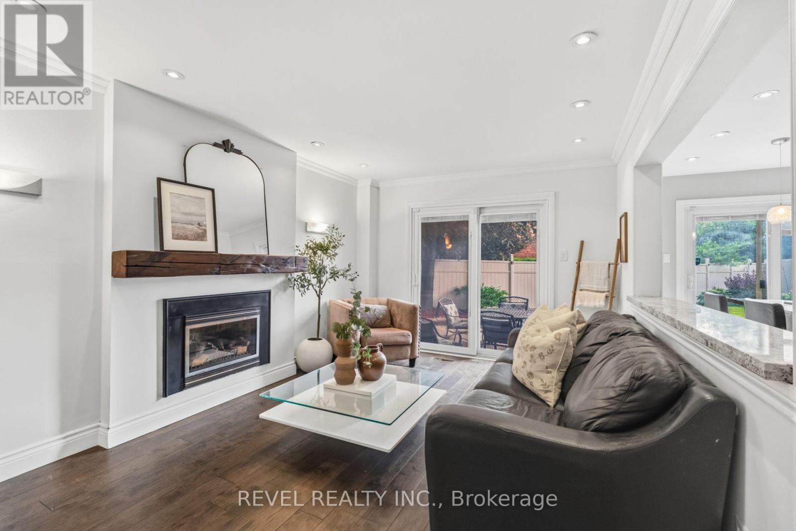 6624 MOCKINGBIRD LANE - 8