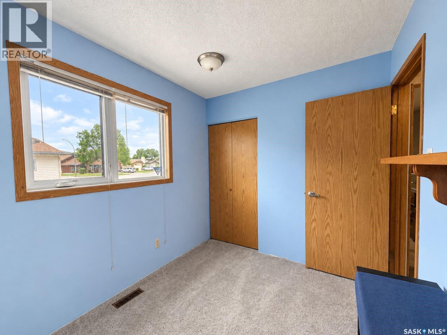 158 PETERSMEYER STREET - 16