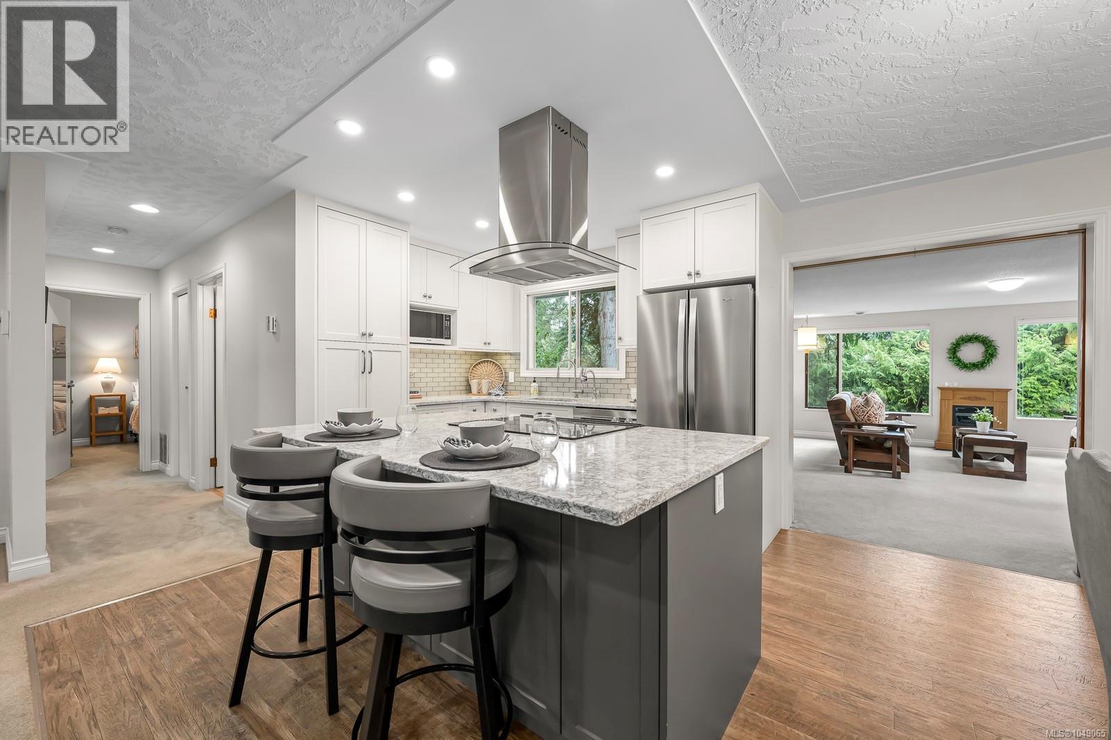 1320 Webdon Rd - 6