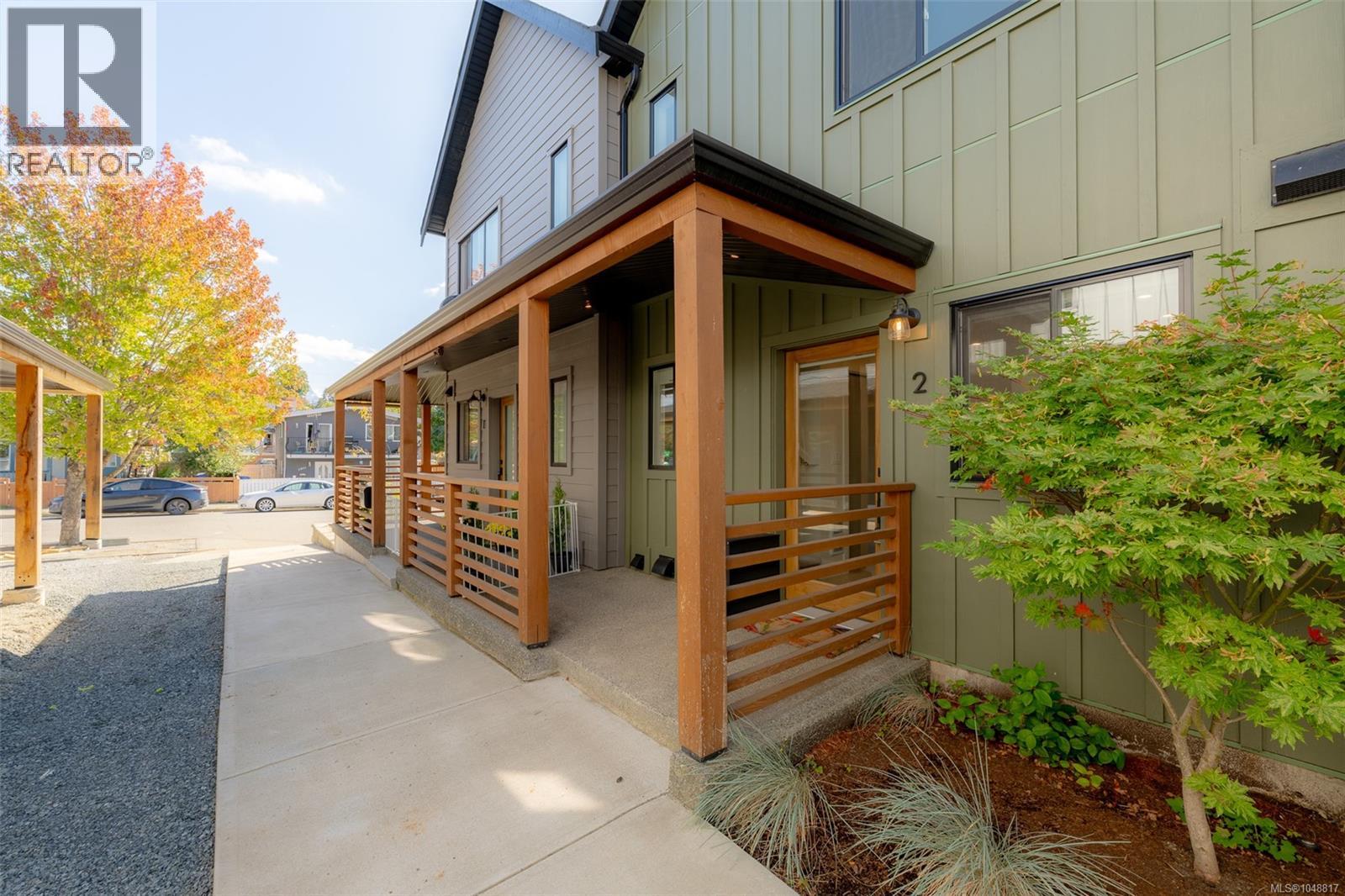 #2 2846 4th Ave - 1