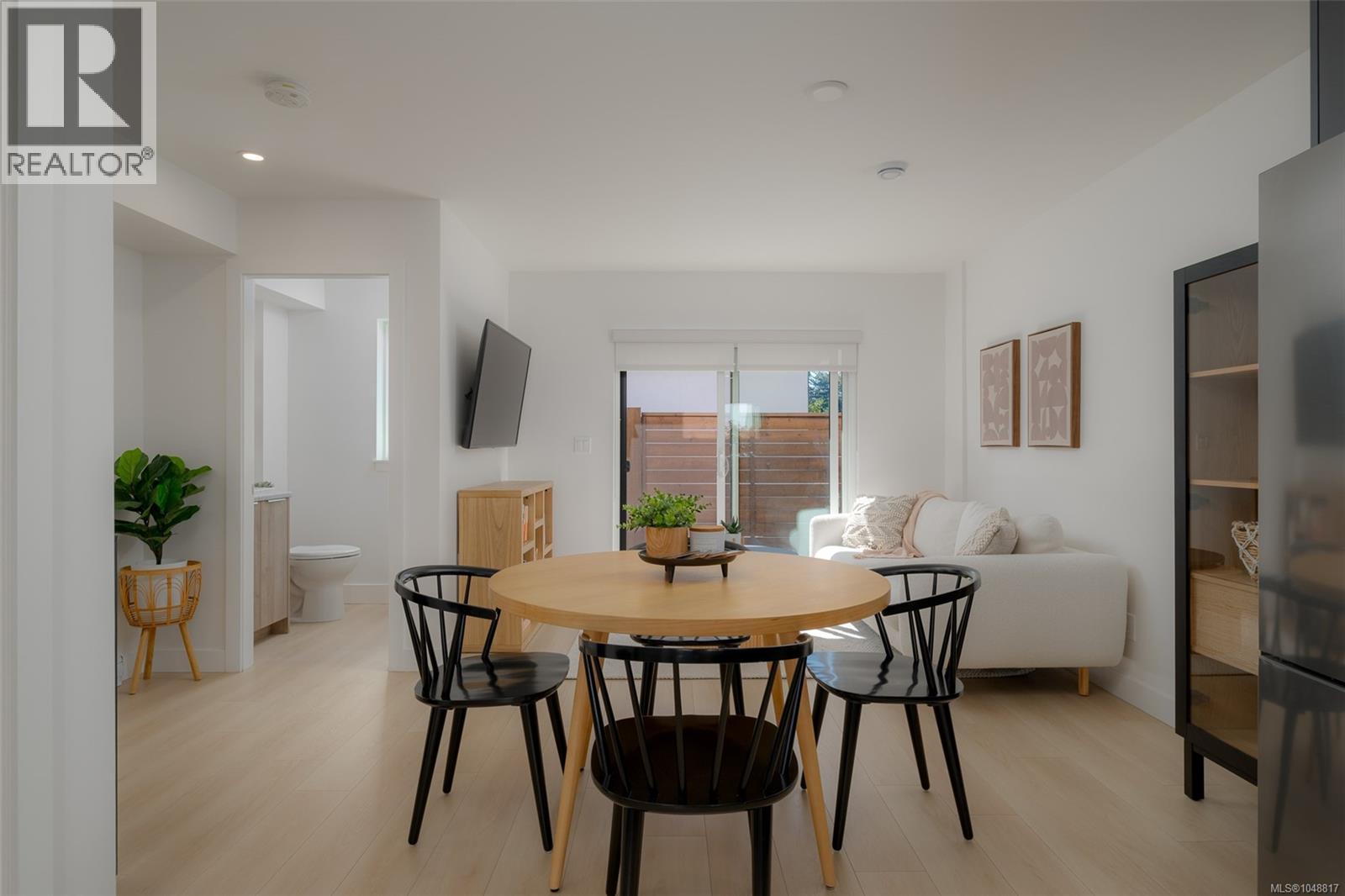 #2 2846 4th Ave - 10