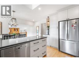 2685 Byron Road, North Vancouver, BC V7H1L9 Photo 11