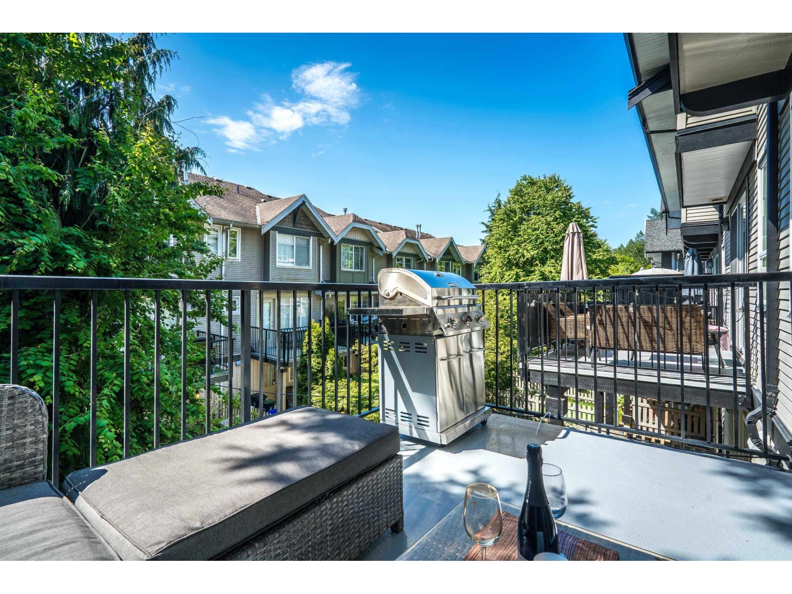 1 6747 203 STREET, Langley