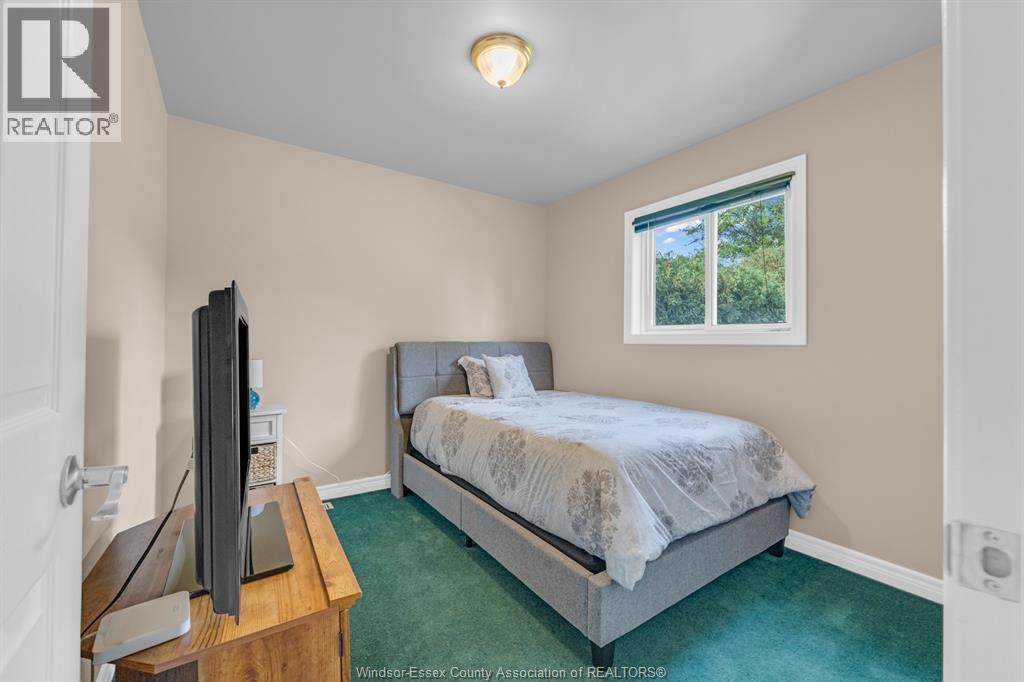 3 Carter AVENUE - 22
