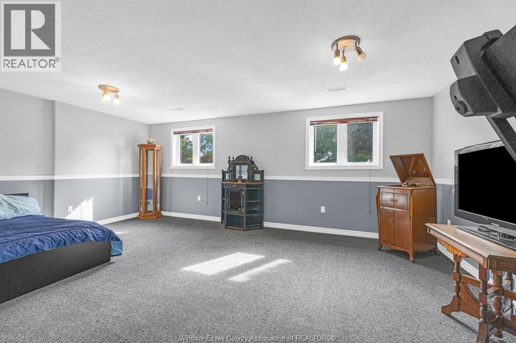 3 Carter AVENUE - 30