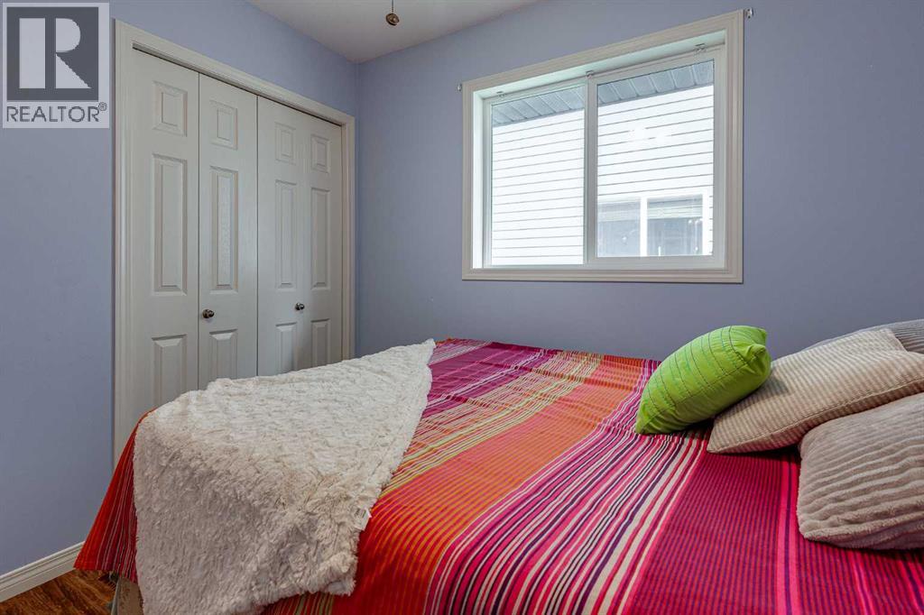 Listing photo – 4 Ing Close, Red Deer