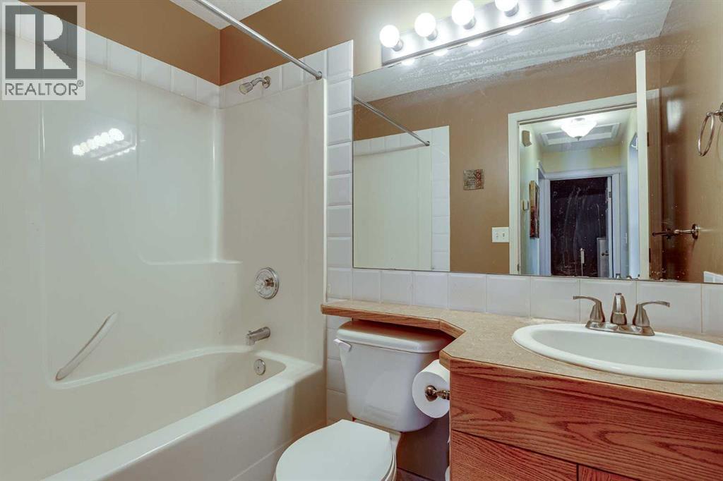 Listing photo – 4 Ing Close, Red Deer