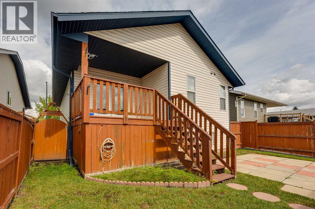 Listing photo – 4 Ing Close, Red Deer