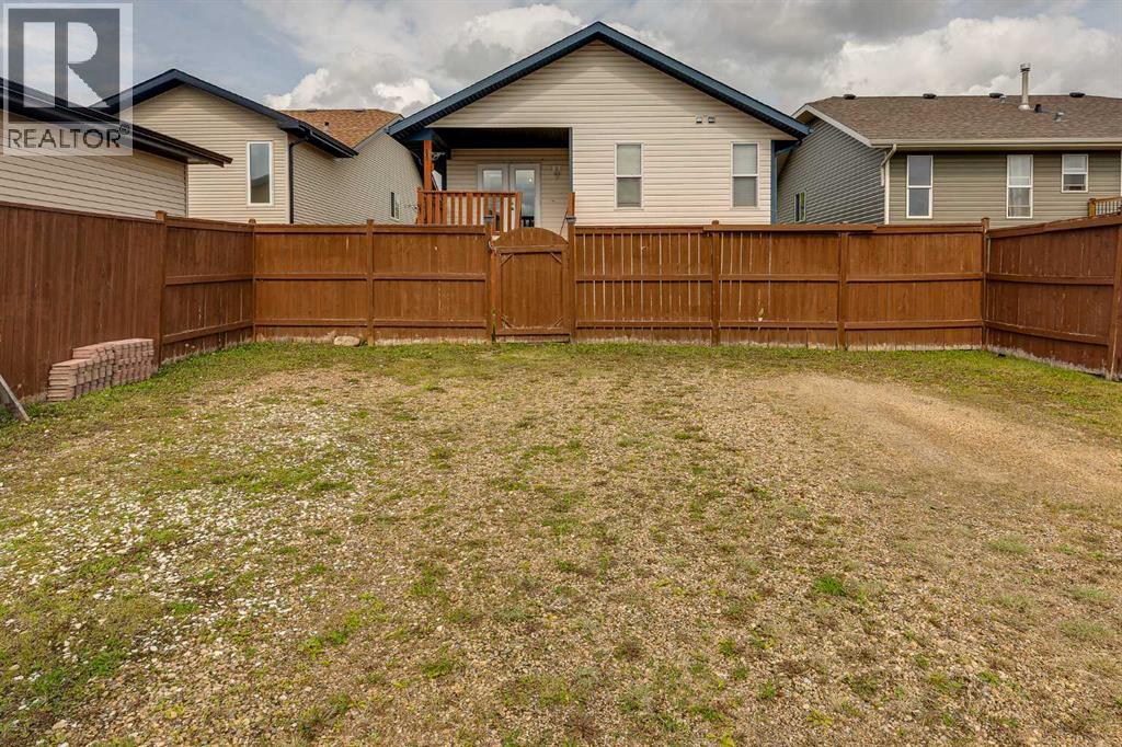 Listing photo – 4 Ing Close, Red Deer