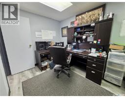163 1st Avenue Ne, Swift Current, SK S9H2B1 Photo 12