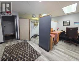163 1st Avenue Ne, Swift Current, SK S9H2B1 Photo 16
