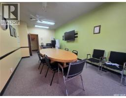 163 1st Avenue Ne, Swift Current, SK S9H2B1 Photo 9