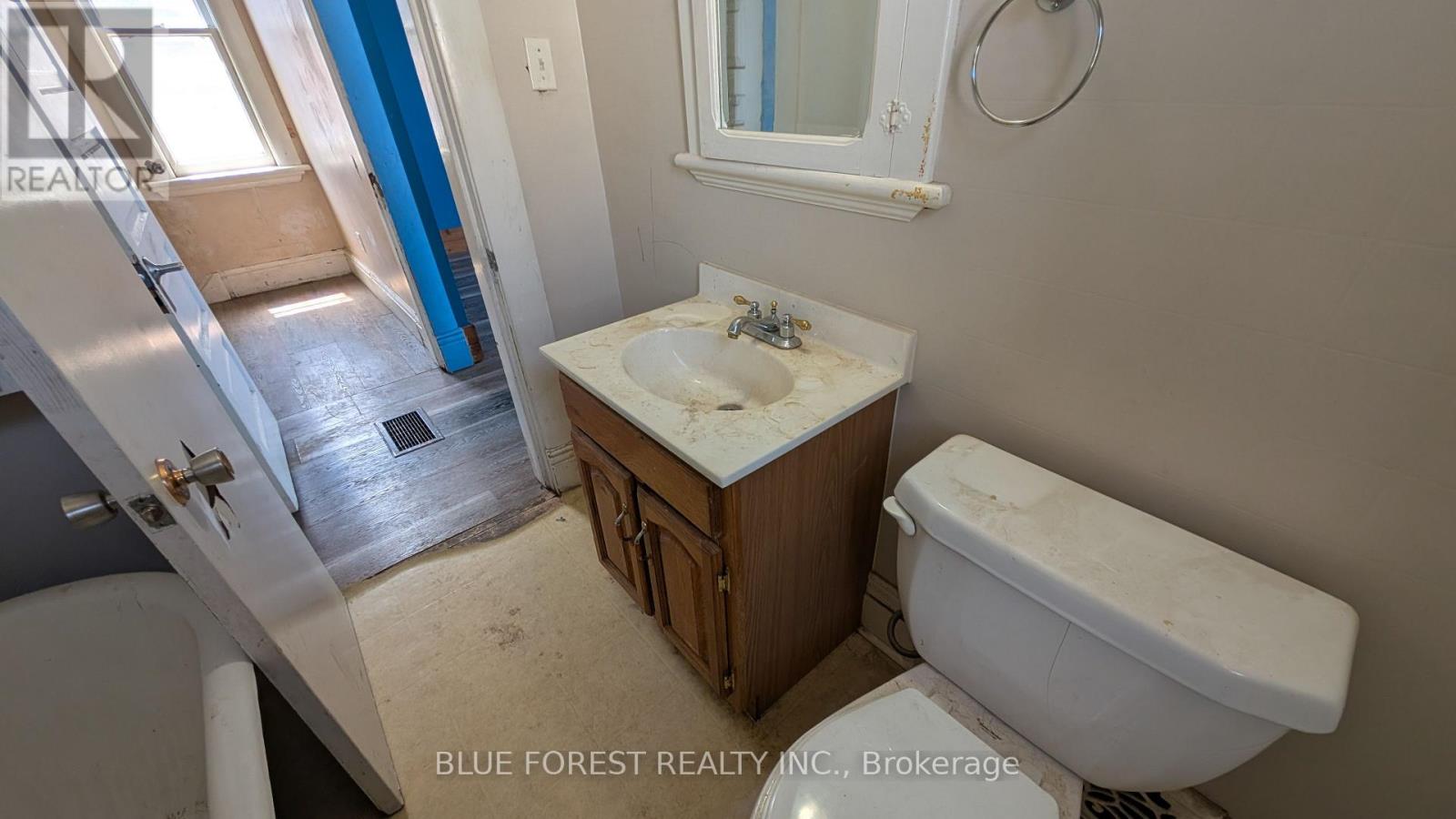 23 HYATT AVENUE - Image 27