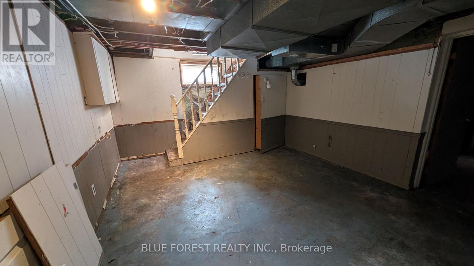 23 HYATT AVENUE - Image 30