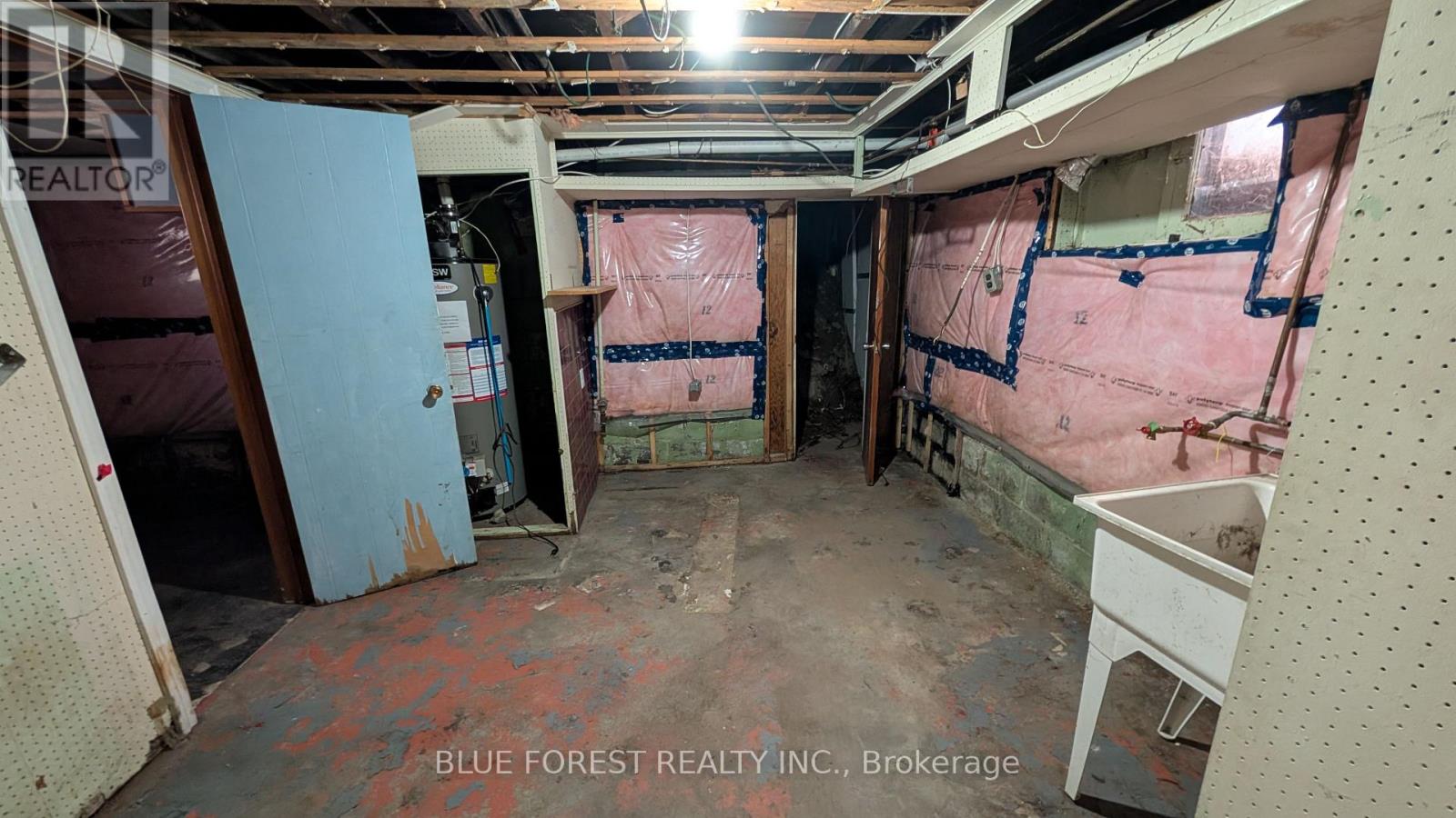 23 HYATT AVENUE - 31