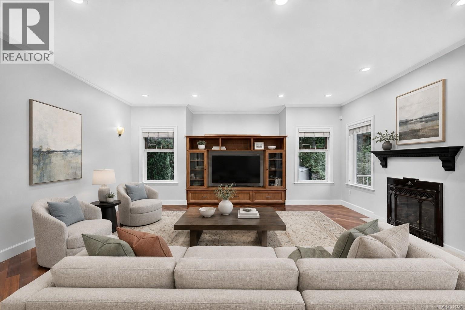 4982 La Quinta Pl - Image 15