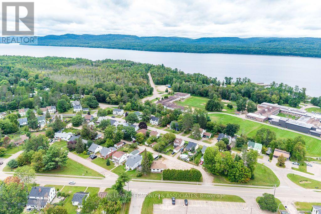 57 RIDGE ROAD - 39