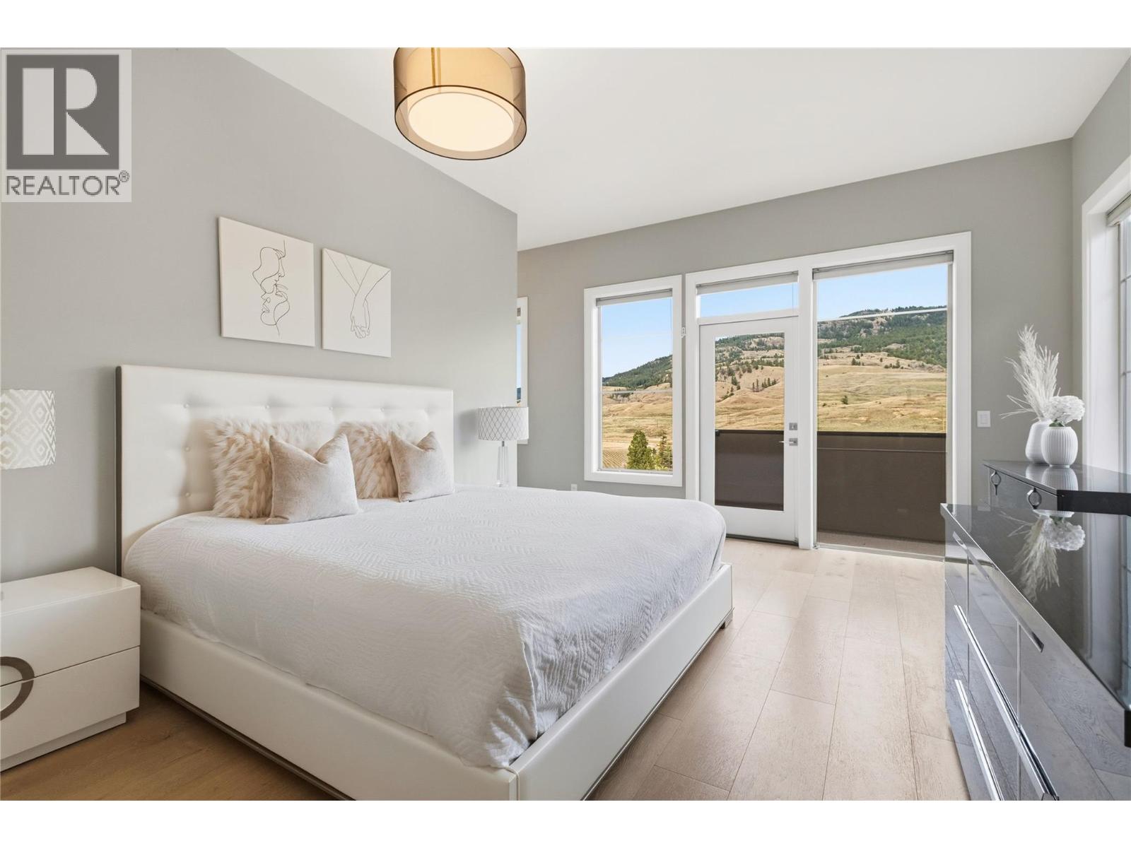  411 Dunbar Court, Kelowna