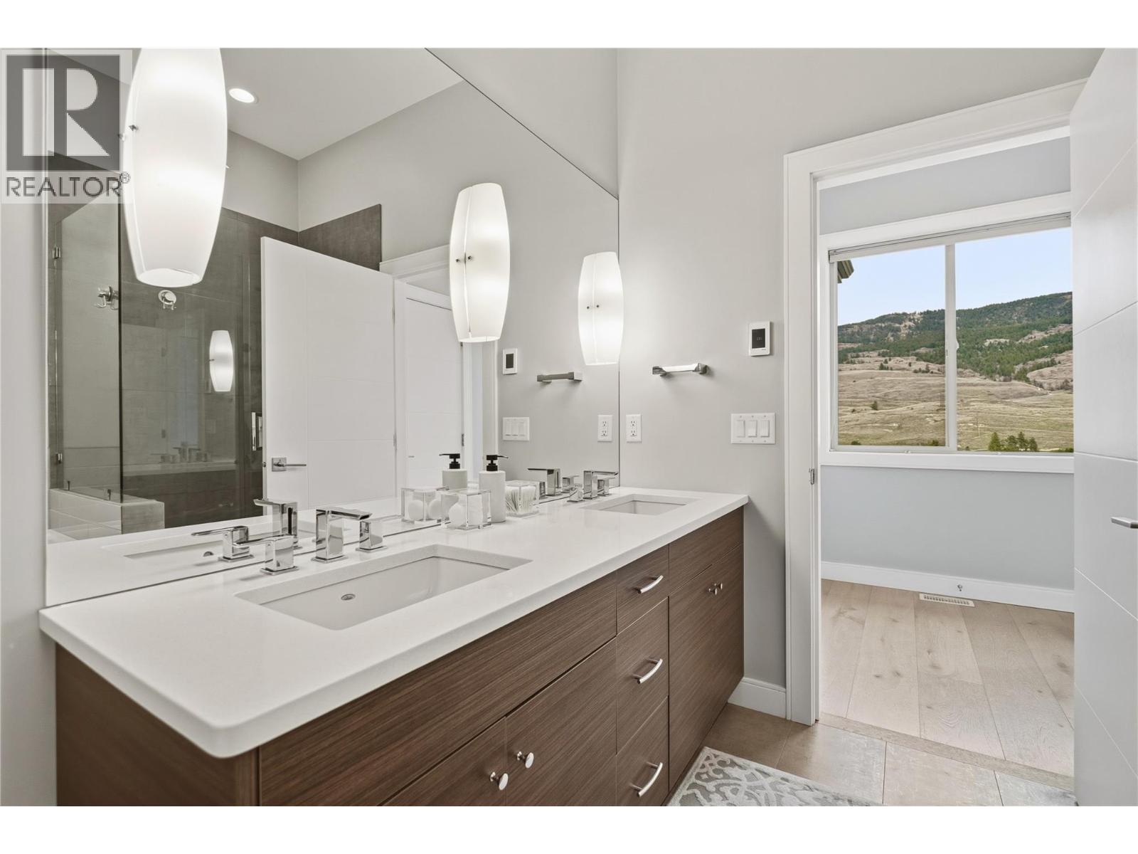  411 Dunbar Court, Kelowna