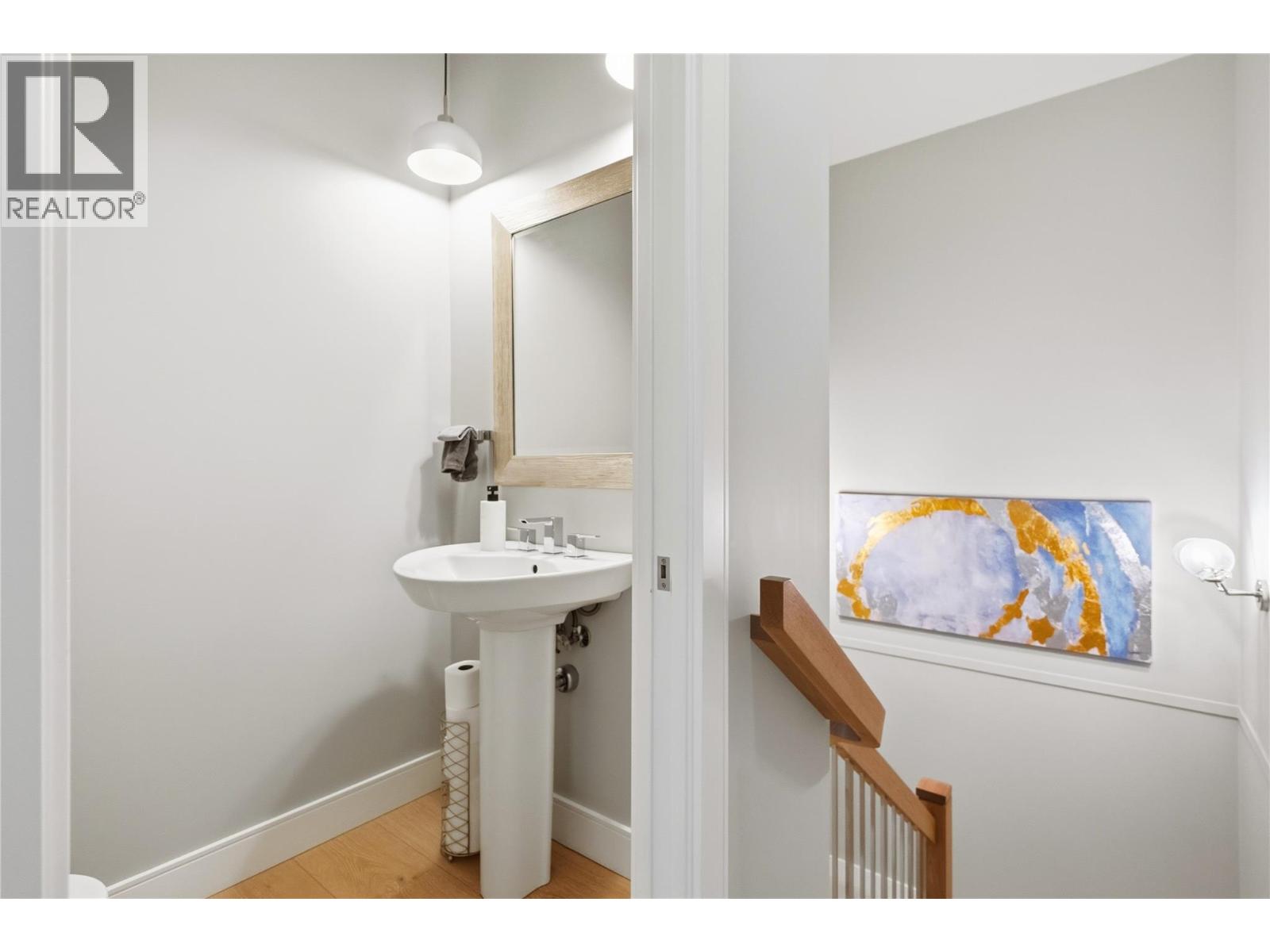  411 Dunbar Court, Kelowna